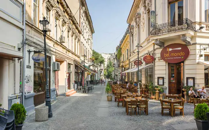 Vacanta in Bucuresti – orasul care provoaca imaginatia si flirteaza cu vizitatorii sai