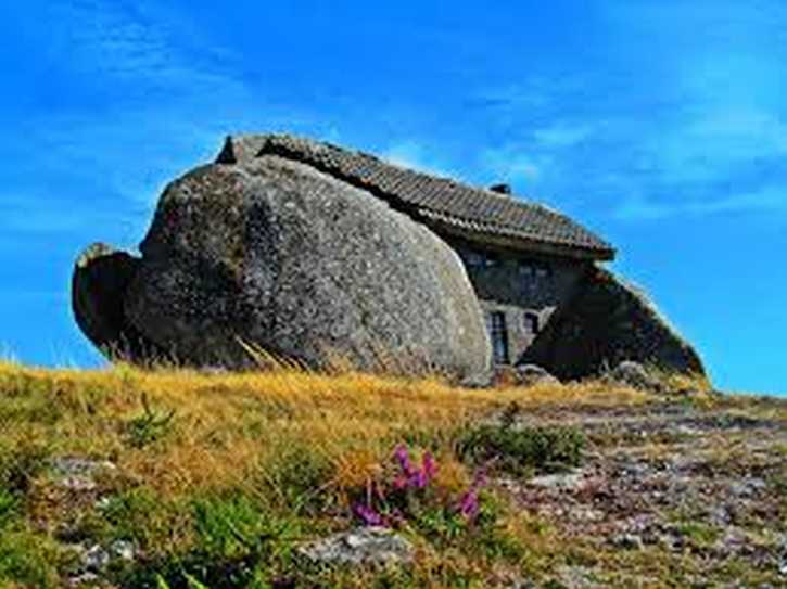 Casa de piatra din Portugalia