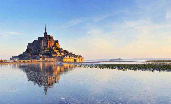 Le Mont Saint Michel (Franta) – cel mai magnific castel din lume