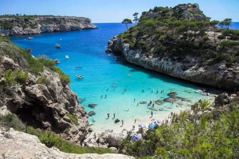 Vacanțe Mallorca. Cât costă un concediu în raiul razelor de soare