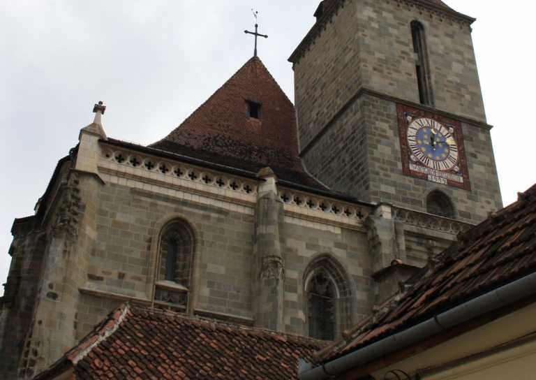 Povestea celei mai vizitate biserici din România