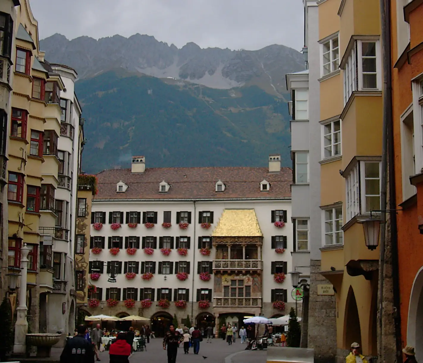 Casa cu acoperis aurit, Innsbruck, Austria. Sursa foto: wikipedia.org