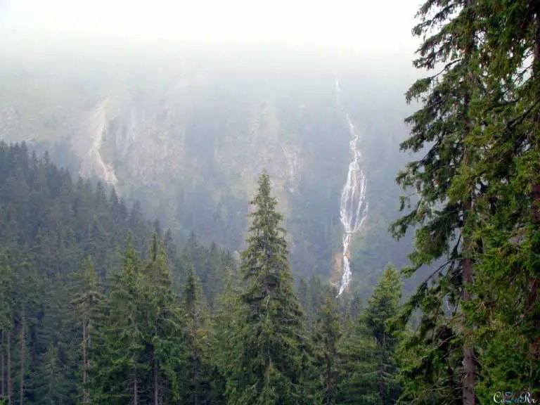 Cascada Cailor. Cea mai inalta cadere de apa din Romania