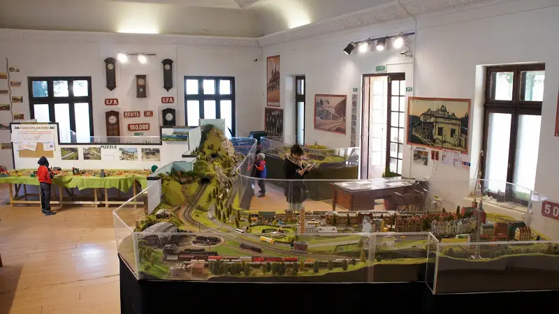 Muzeul Trenuletelor, Sinaia. Susra foto: jurnaldehoinar.com
