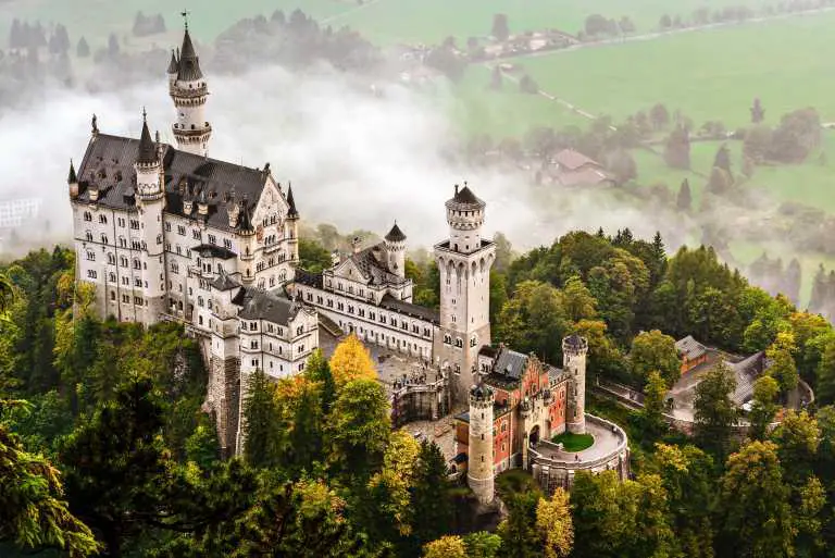 10 castele remarcabile ale Europei. Constructii spectaculoase pe care trebuie sa le vezi