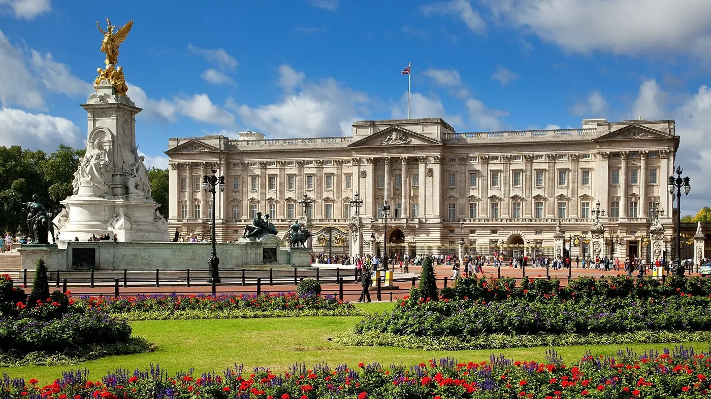 Palatul Buckingham, Londra. Sursa foto: descoperalocuri.ro