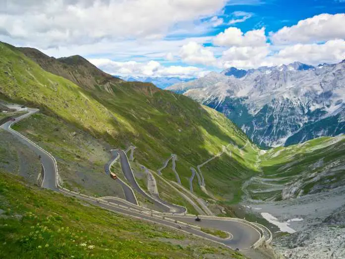 Cele mai periculoase drumuri din lume. 10 sosele la inaltimi ametitoare