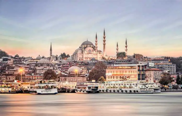Istanbul. Ce poti vizita in orasul de pe doua continente