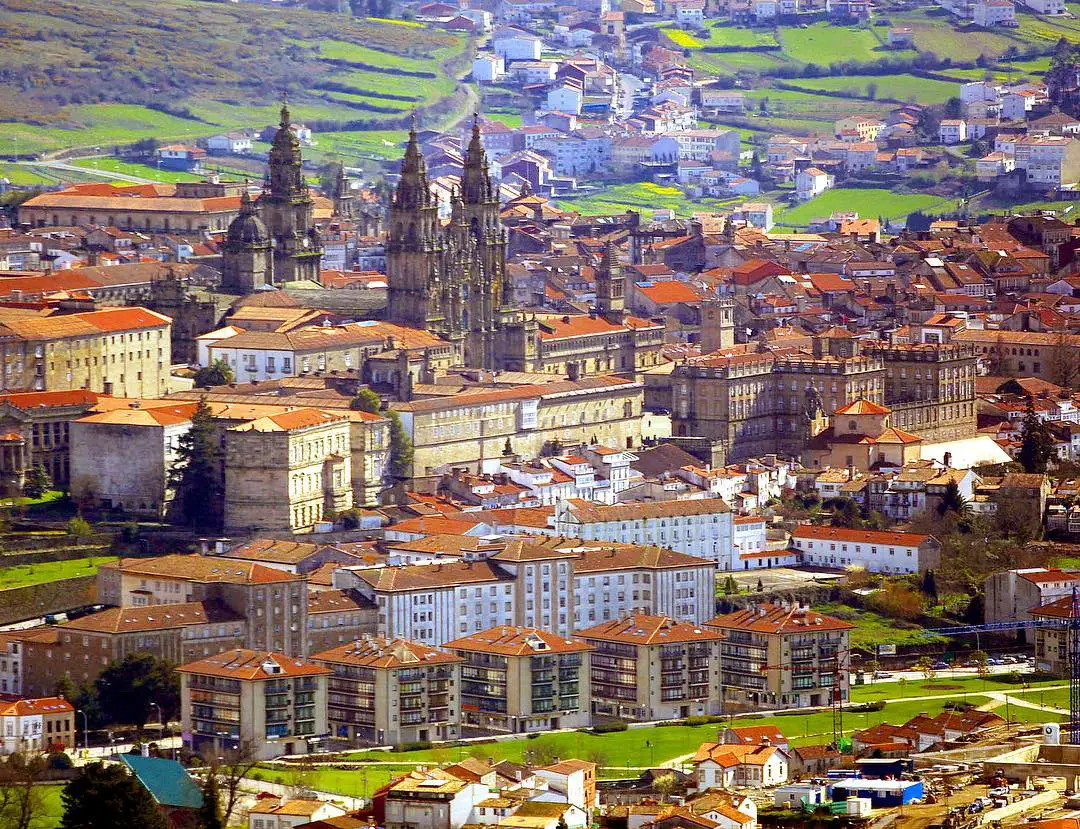 Santiago de Compostela. De peste 1.000 de ani pelerinii ajung in Spania