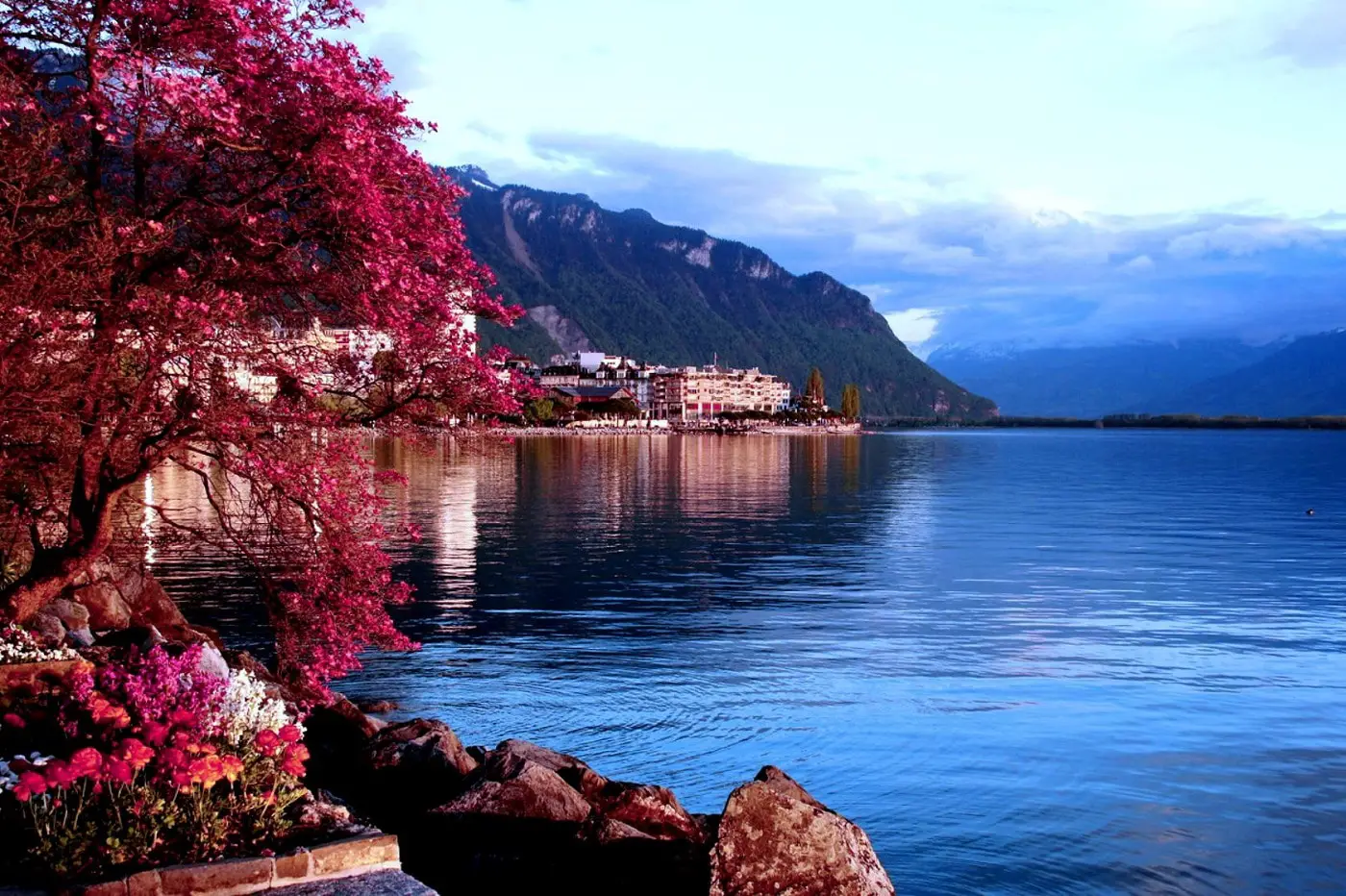 Lacul Geneva. Splendoarea celui mai mare lac din Europa