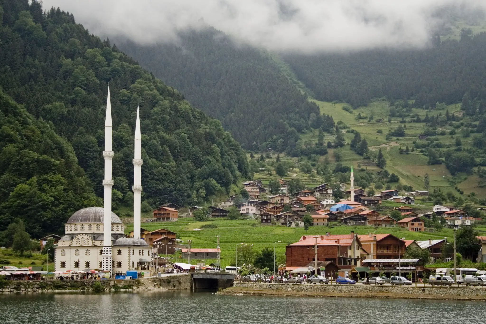 Lacul Uzungol. De ce sa vizitezi mica Elvetie a Turciei
