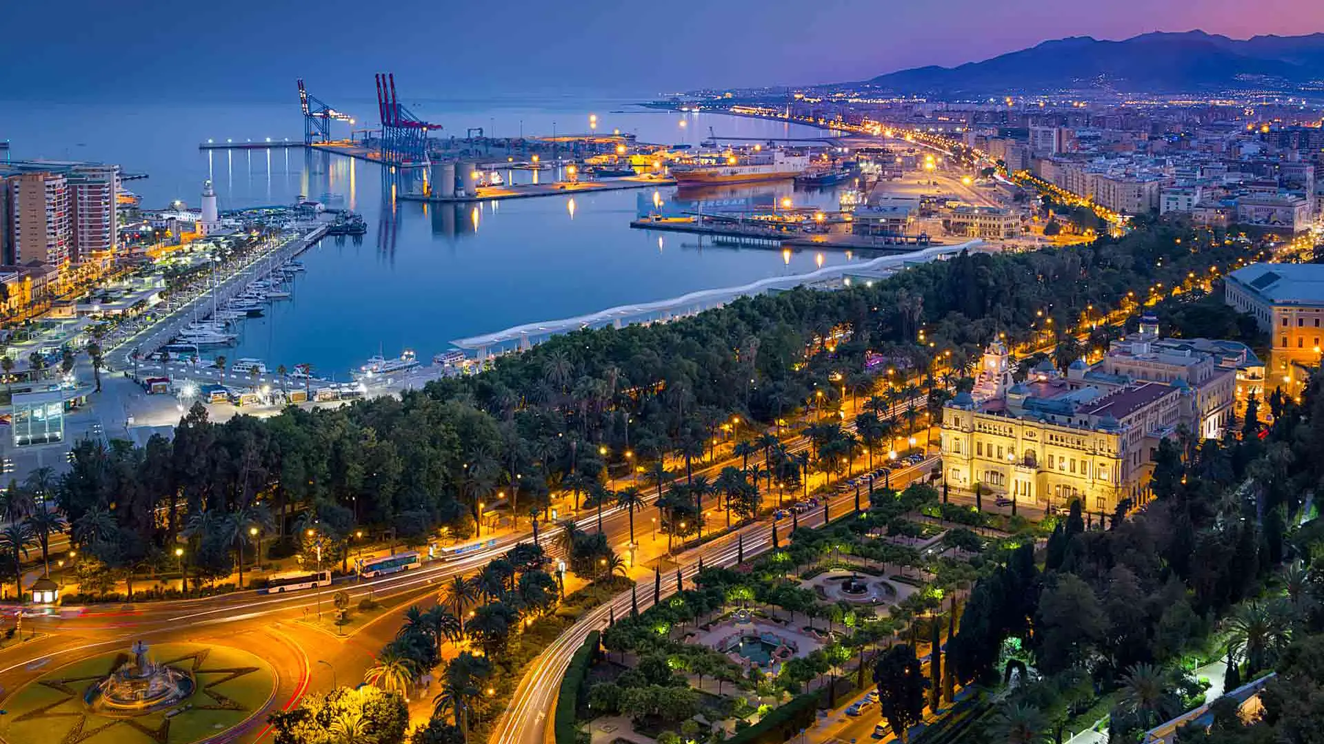 10 motive ca sa vizitezi Malaga. City break fantastic in Andaluzia