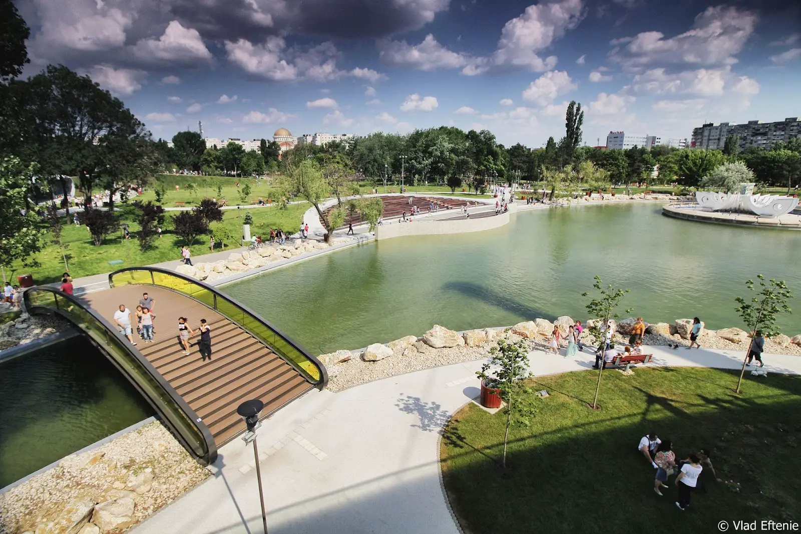 7 parcuri din Bucuresti. Cele mai frumoase oaze in care sa ne relaxam la final de zi
