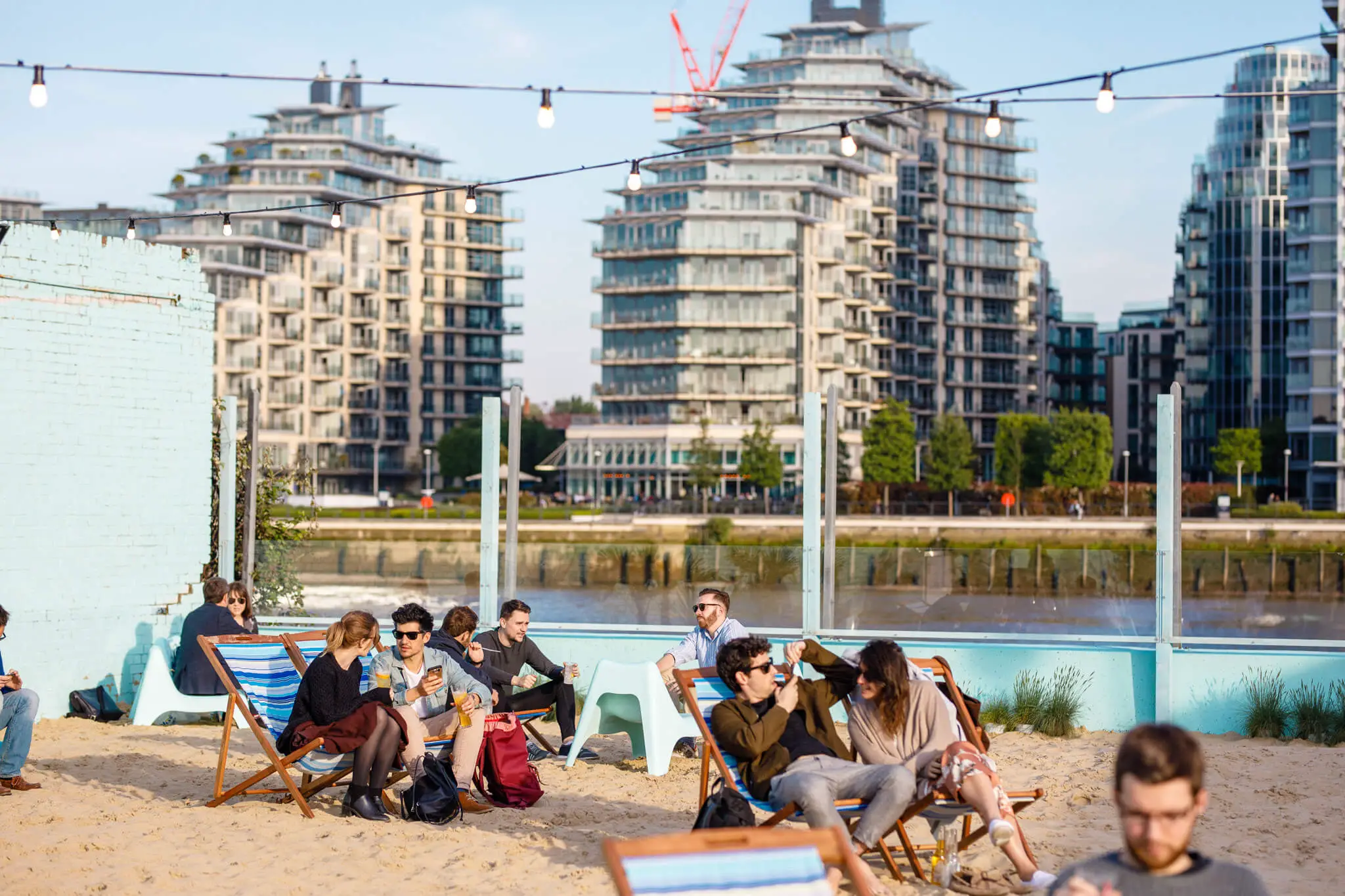 9 plaje urbane amenajate in orasele Europei. Unde te distrezi vara asta