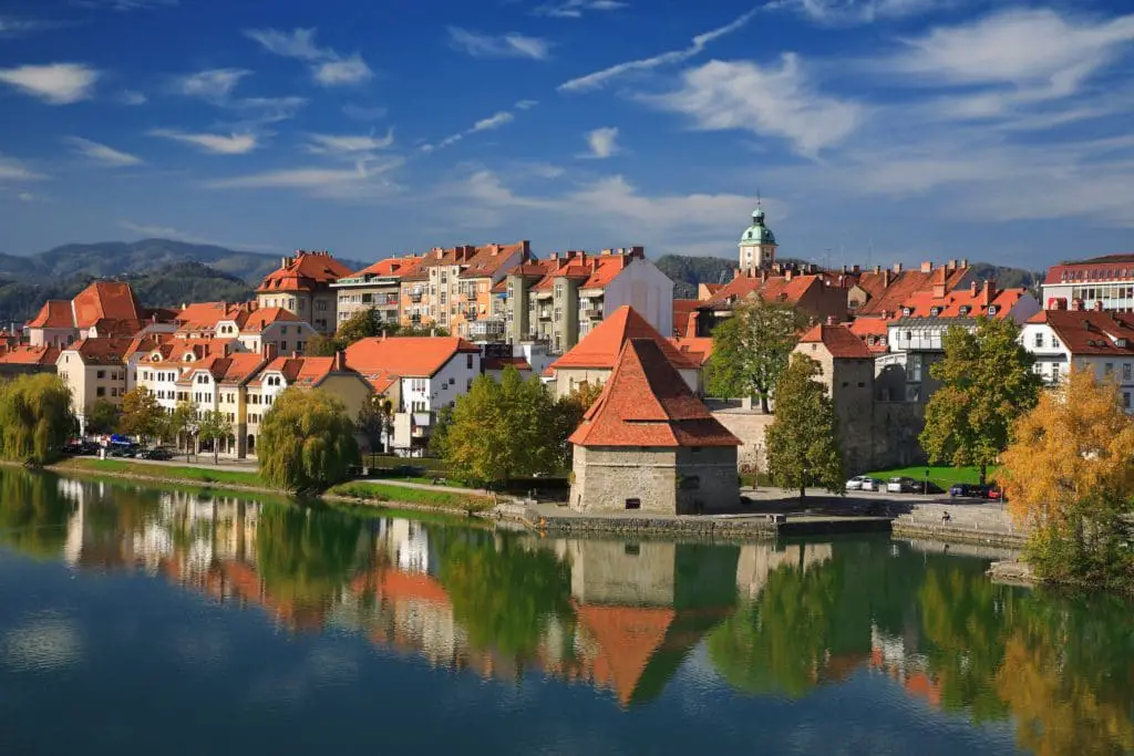 Oaspete in Slovenia. 5 cele mai interesante orase in care sa opriti