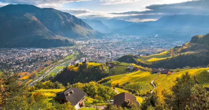 Bolzano - un oras verde, incantator si modern. Vacanta in Tirolul de Sud