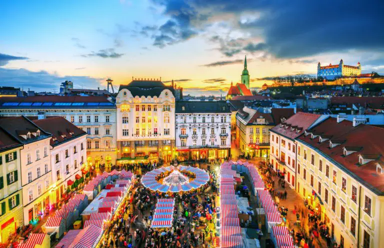 5 hoteluri in Bratislava. Un oras remarcabil ce se odihneste pe malurile Dunarii