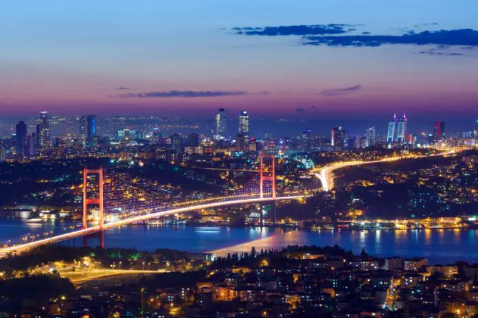 5 hoteluri in Istanbul. Sau cum sa te cazezi pe doua continente