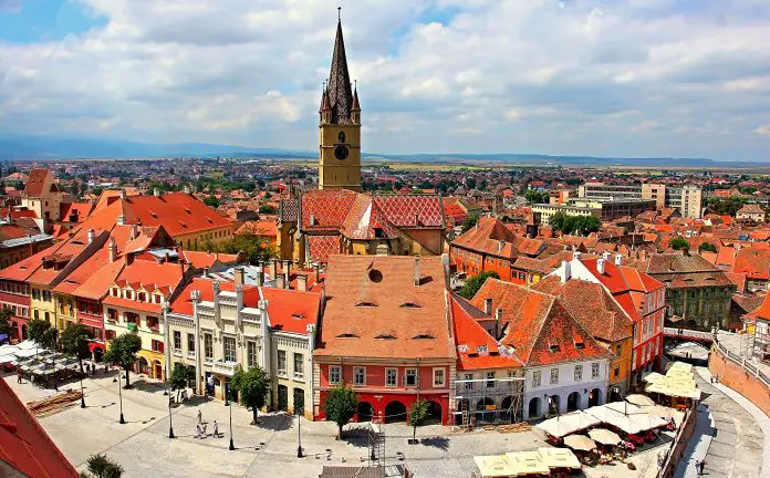 5 hoteluri in Sibiu. Ce variante exista in unul dintre cele mai frumoase orase din Romania