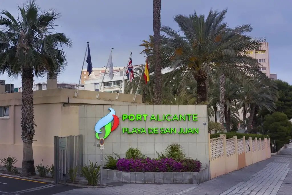 5 hoteluri in Alicante. Ce ofera turistilor orasul de coasta al Spaniei
