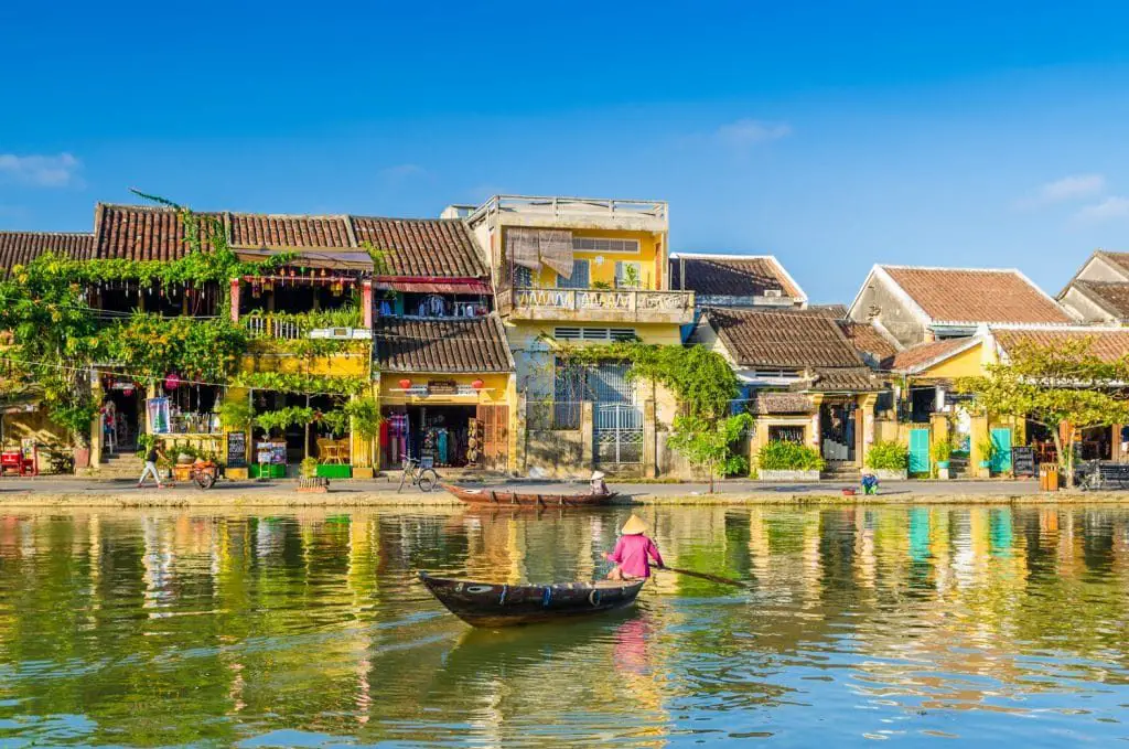 Vietnam - o tara pline de surprize. Explorati, vizitati si cunoasteti legendele locale