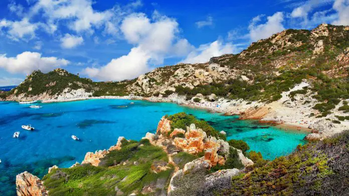 5 hoteluri in Sardinia de Nord. Rezervati cazare intr-una dintre cele mai frumoase zone ale insulei