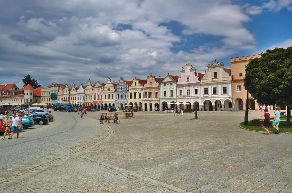 15 orase romantice din Europa Centrala. Tari ca Cehia, Ungaria, Slovacia si Polonia incluse in topul CNN