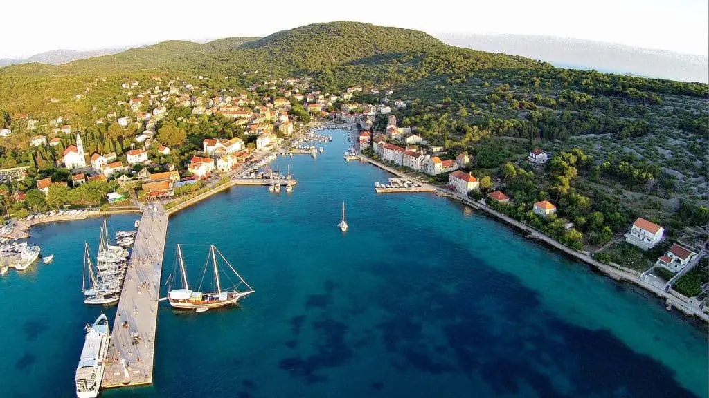5 insule europene: Zlarin, Croatia