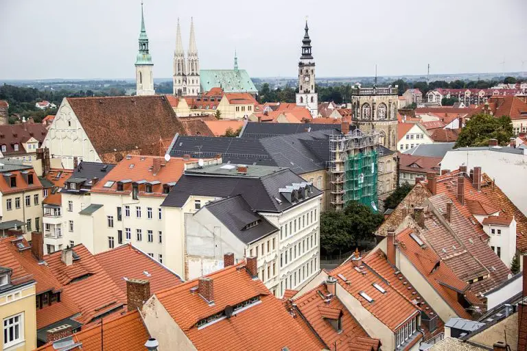 Un oraș din Germania oferă cazare gratuită timp de o lună
